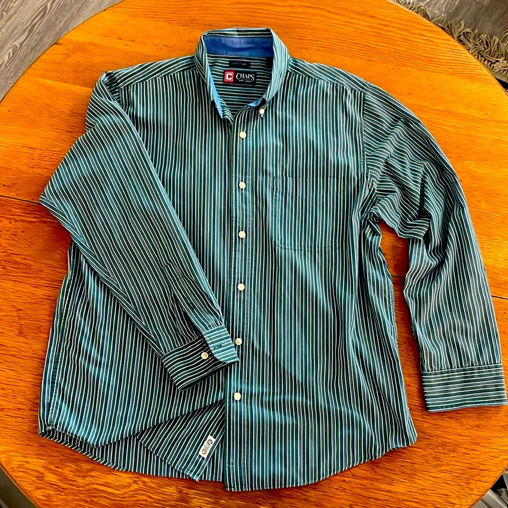 Chaps long sleeve button down men’s shirt, easy care, size large, striped green